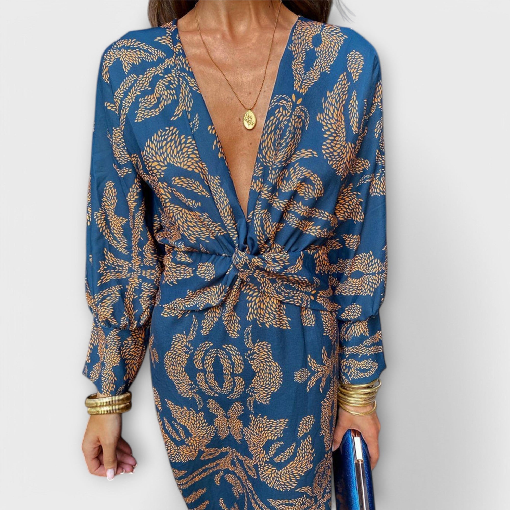 Oriana - The Elegant Dress with Long Sleeves