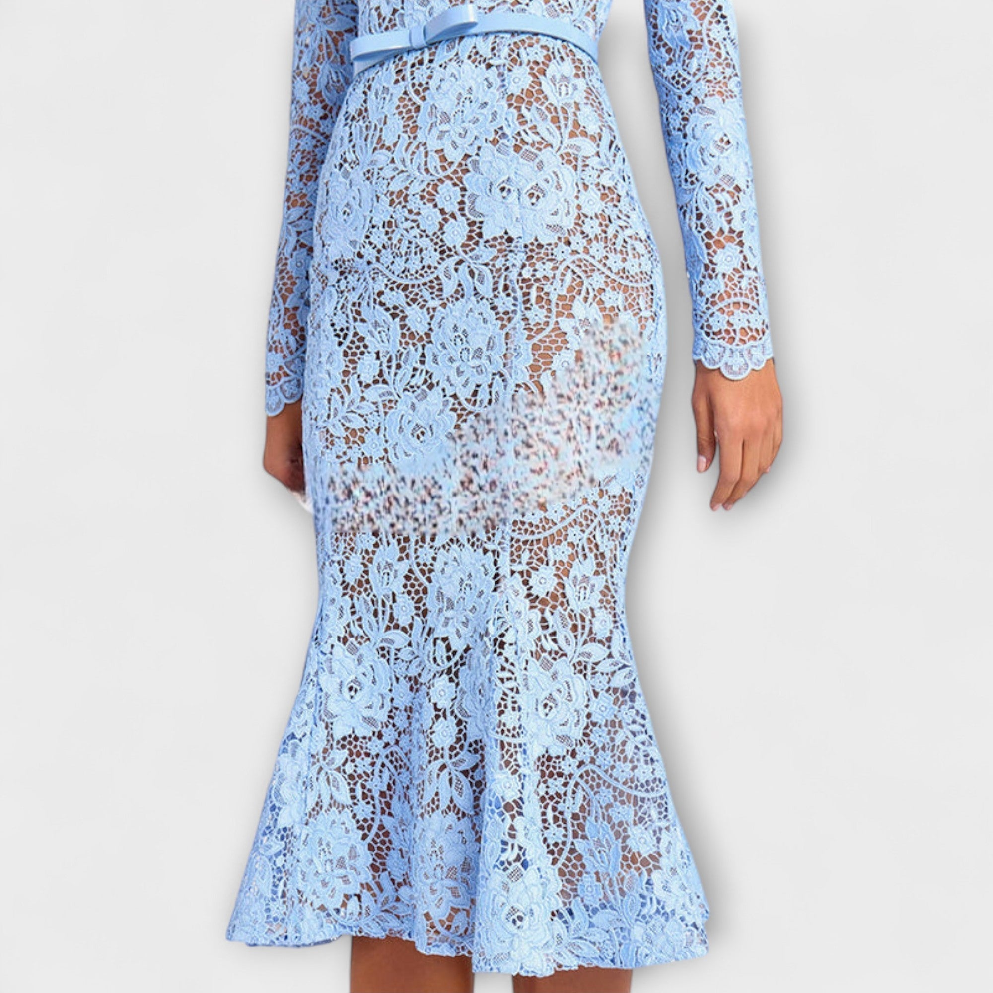 Freya – Elegant Midi Dress in Floral Lace