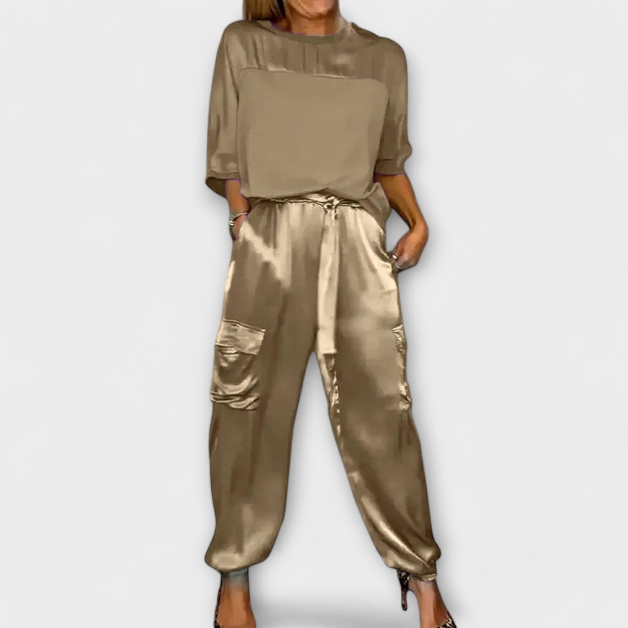 Two-Piece Set