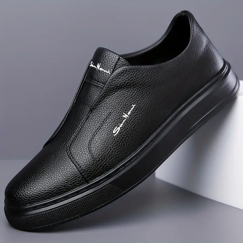Zapatillas de piel