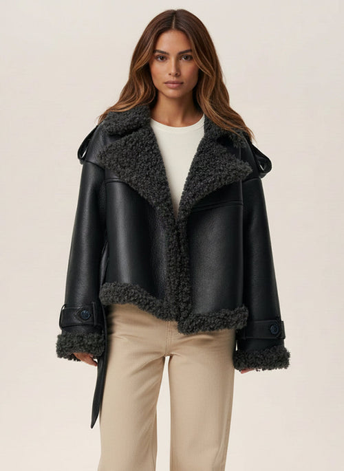ARI - Elegant coat with belt