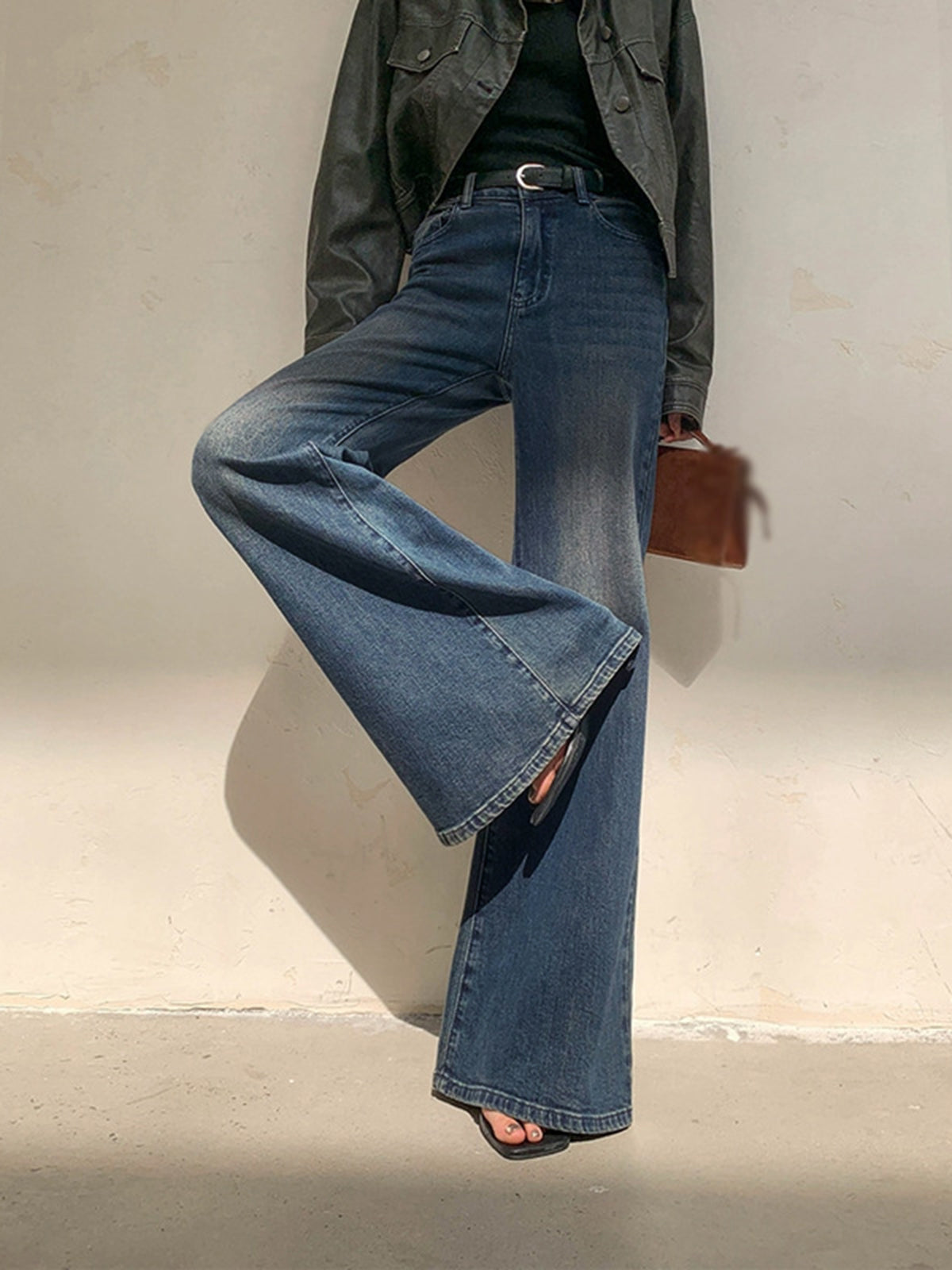 Monika | Jeans de Pierna Ancha de Cintura Alta para Mujeres