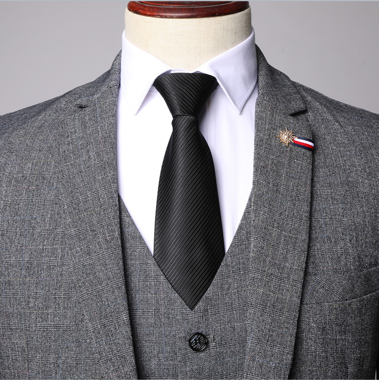 Traje de tres piezas para hombre