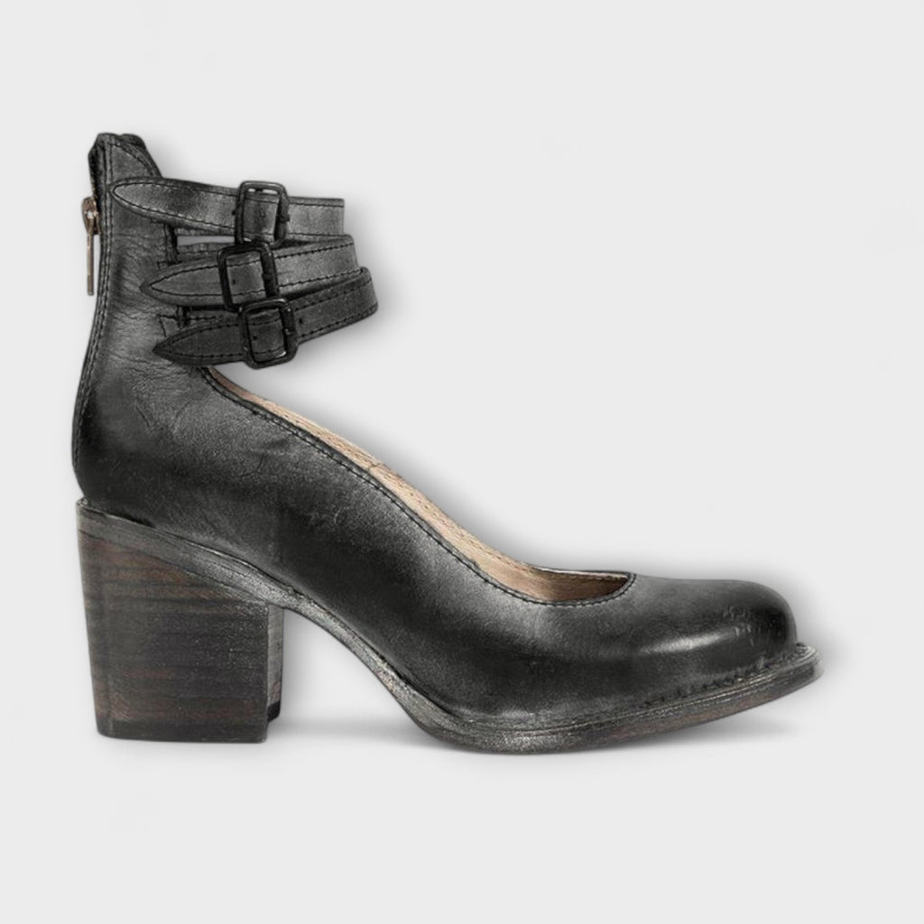 Bella – Comfortable and Stylish Orthopaedic Shoe