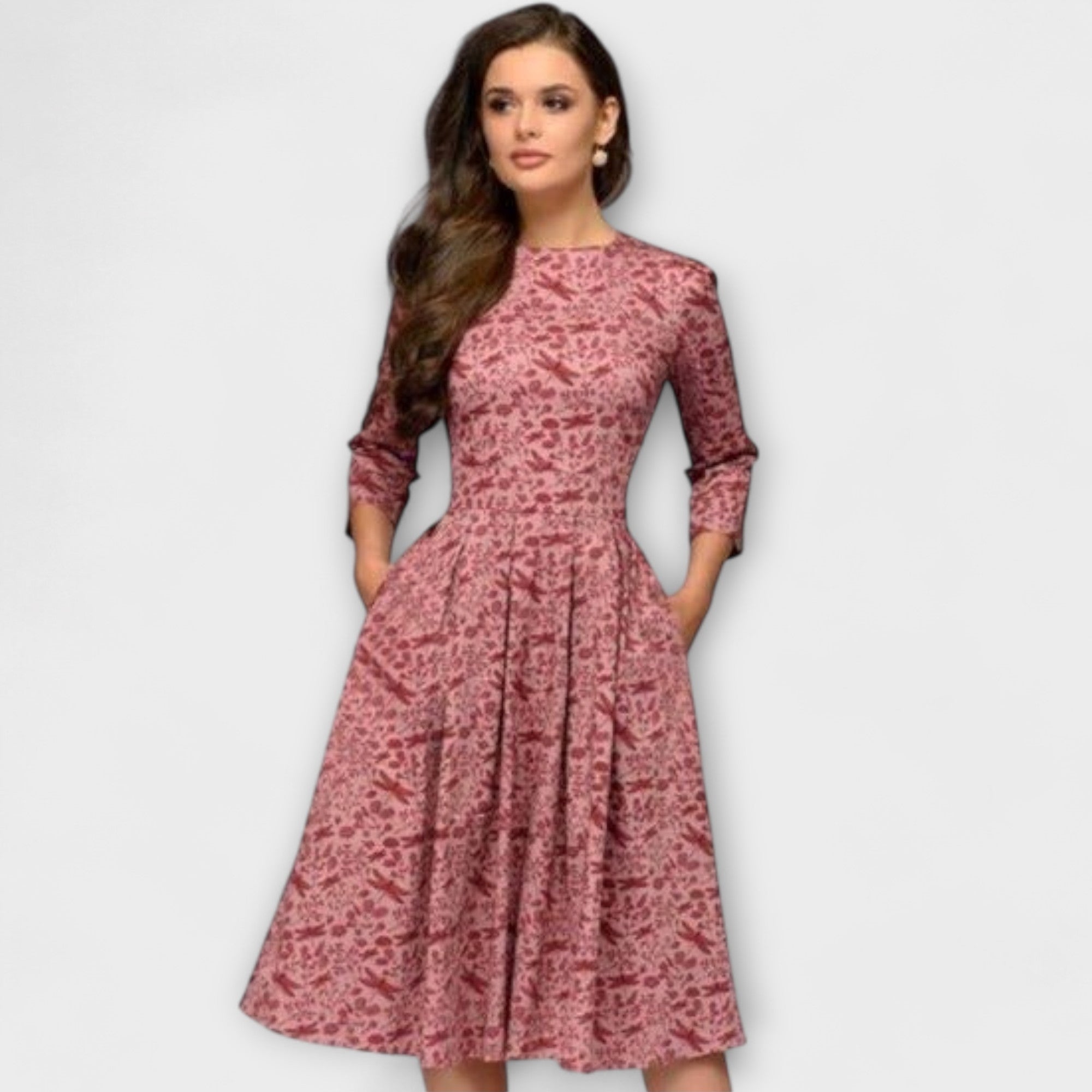 Retrozo - Elegant Knee-Length Dress
