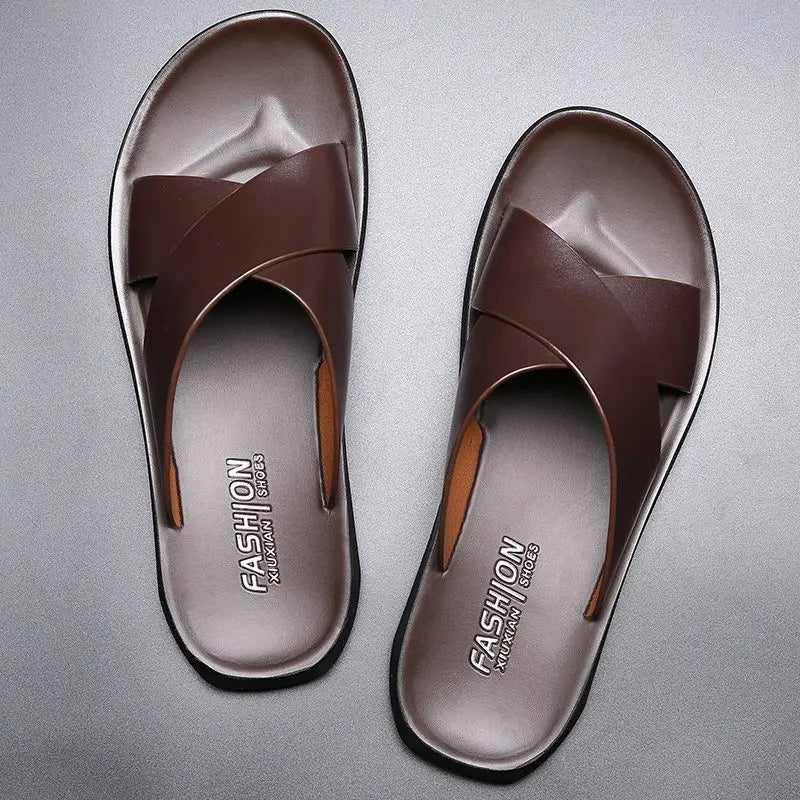 Elegantes sandalias de piel