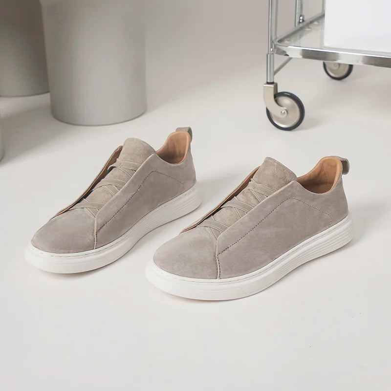 Elegantes zapatos de piel para hombre