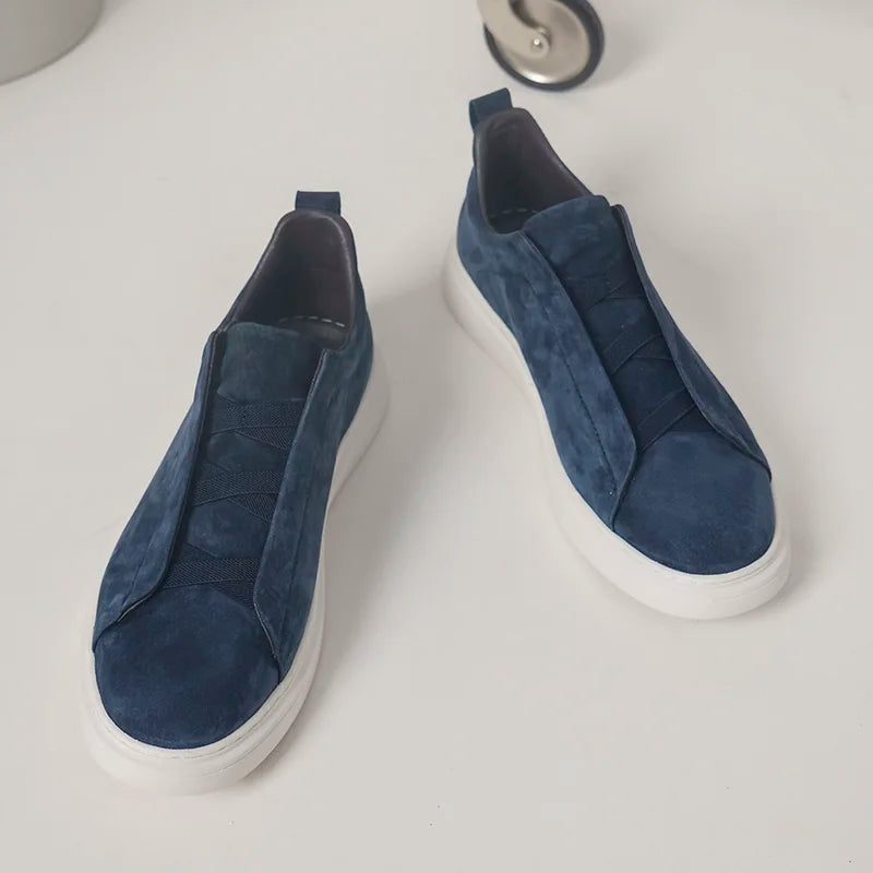 Elegantes zapatos de piel para hombre