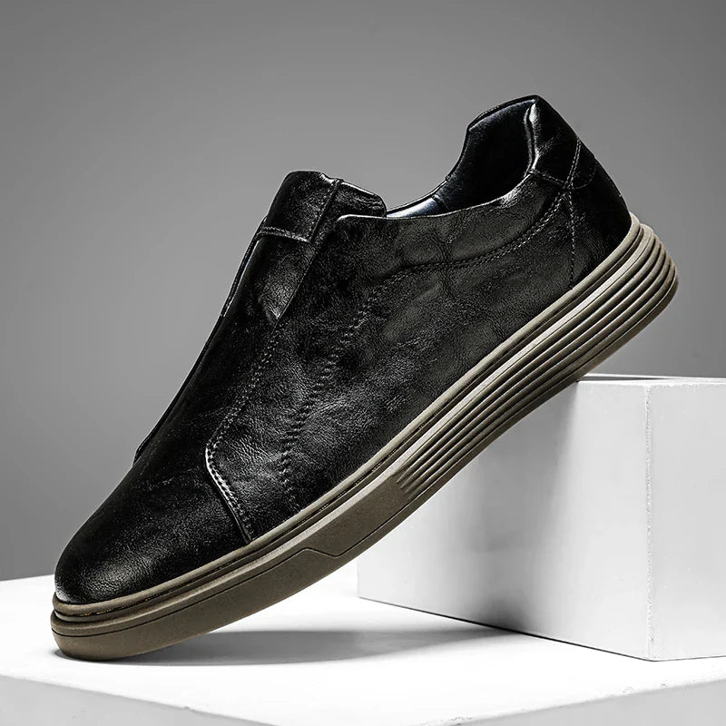 Zapatillas clásicas de piel