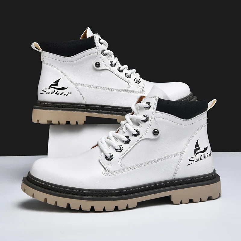 Elegantes botas de piel