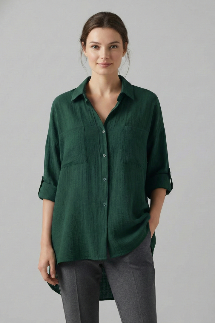 Women’s Blouse with Collar and Button Fastening