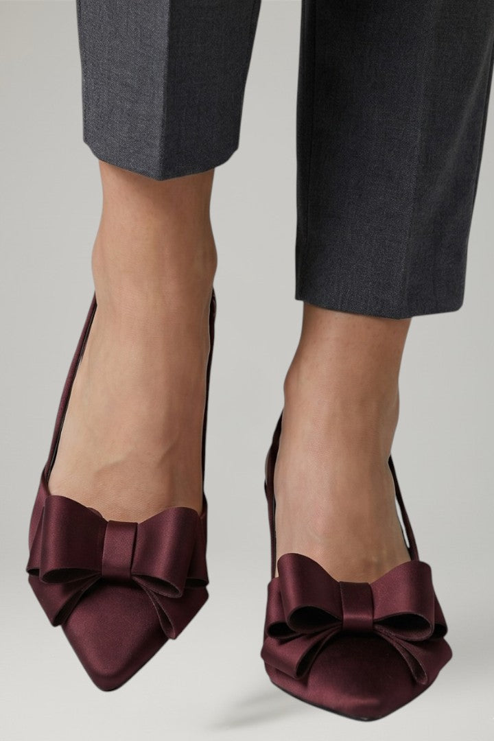 Women's Leather High Heels with Bow Detail and Pointed Toe