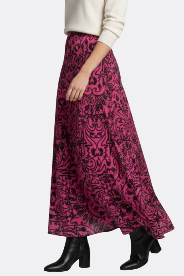 Women’s Maxi Skirt with Elastic Waist and Printed Surface