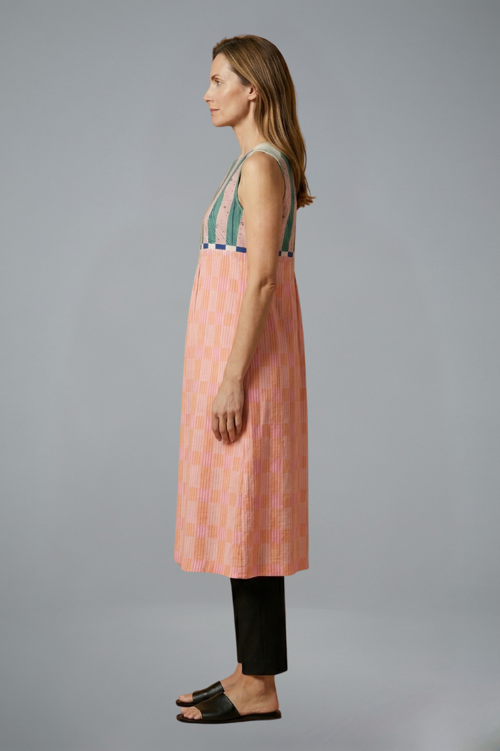 Women’s Midi Dress with Sleeveless Design and Linen Blend