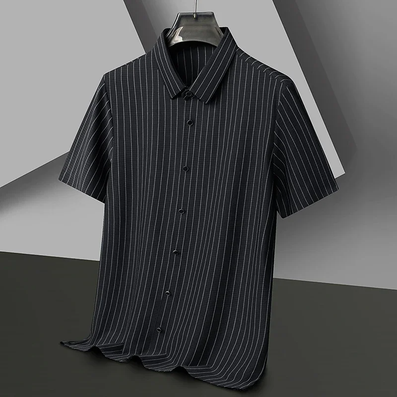 Camisa polo a rayas