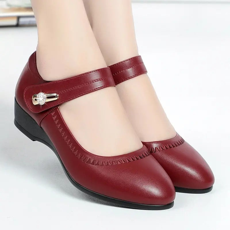 Zapatos de tacón medio elegantes y cómodos