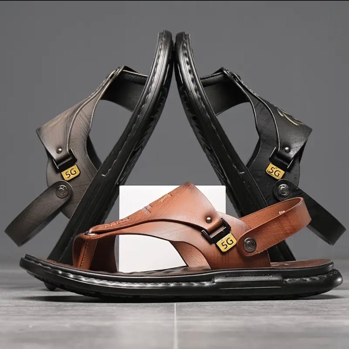 Sandalias Lucian con agarre de cuero