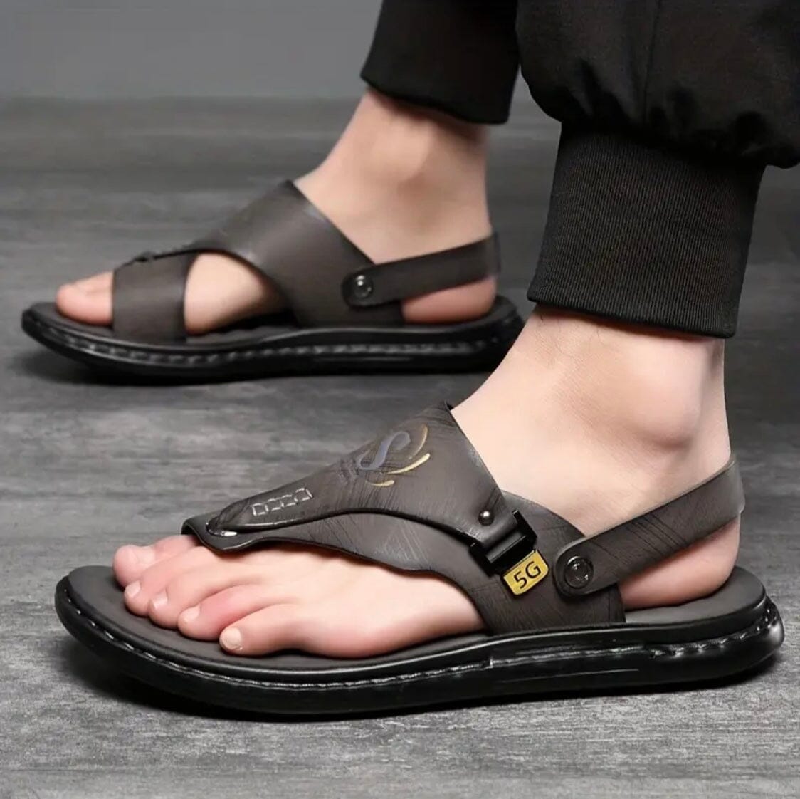 Sandalias Lucian con agarre de cuero